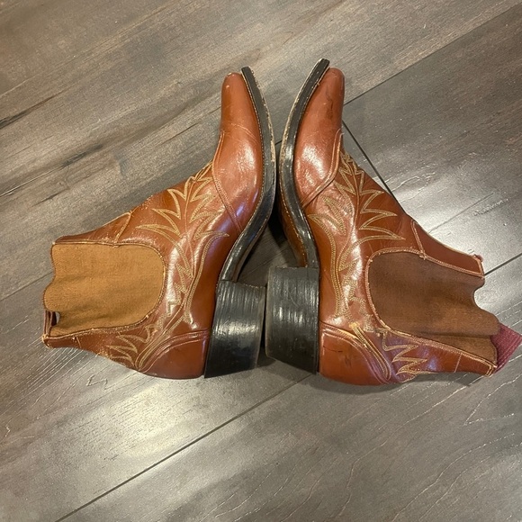 Brown Western Ankle Boots - Picture 4 of 7